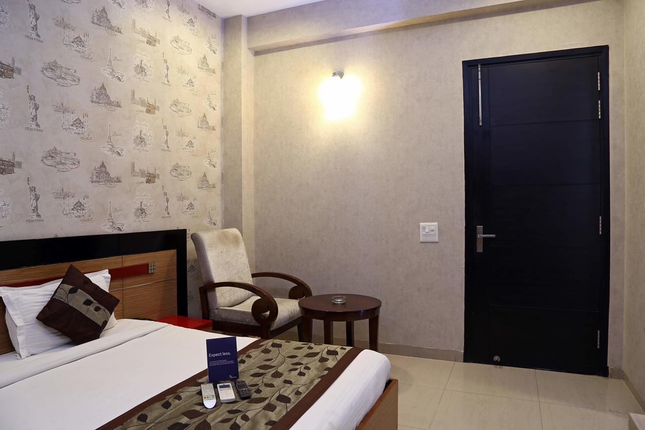דלהי Fabhotel Signature Cyber Park מראה חיצוני תמונה