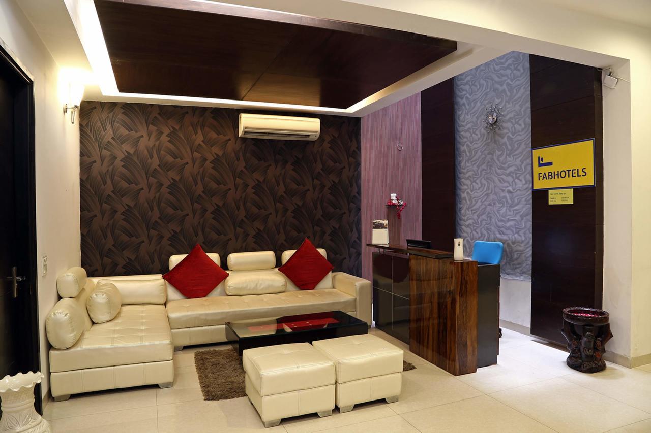 דלהי Fabhotel Signature Cyber Park מראה חיצוני תמונה