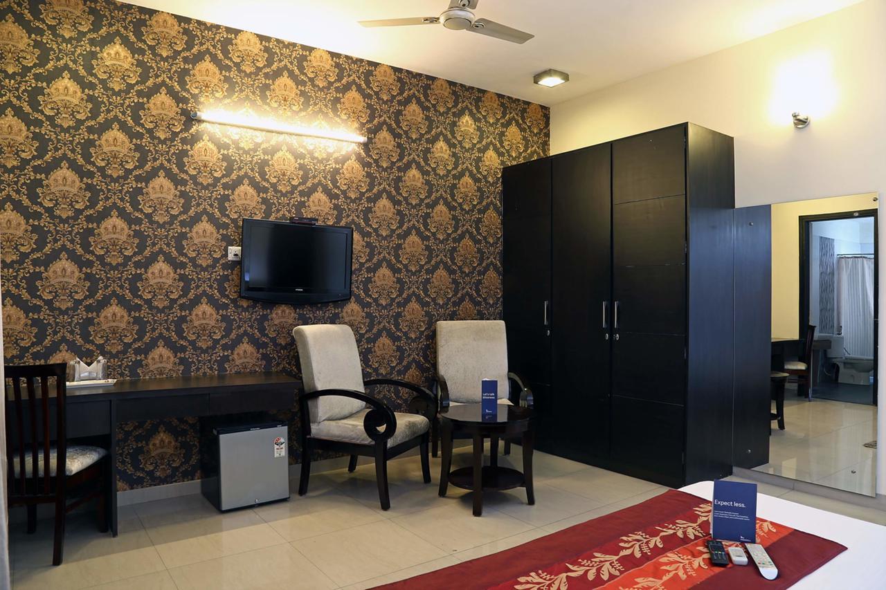 דלהי Fabhotel Signature Cyber Park מראה חיצוני תמונה